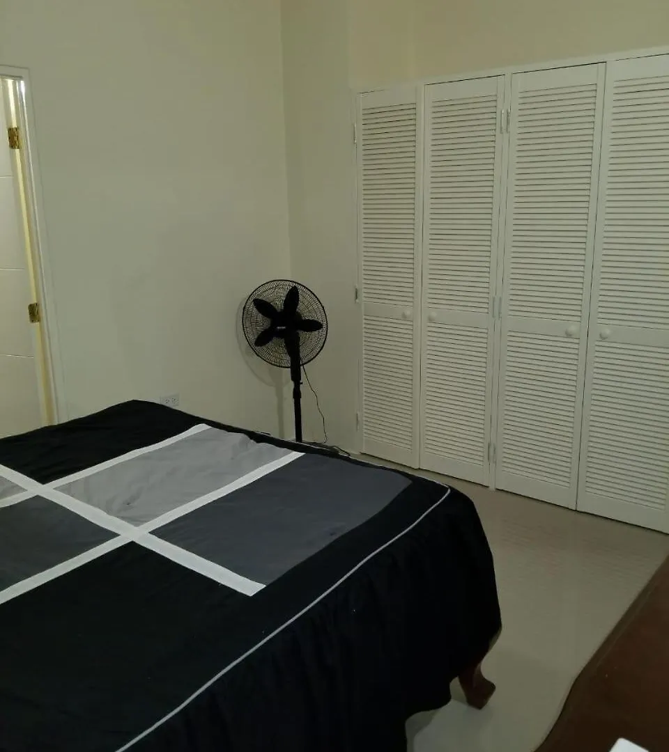 Villa Savannah'S Place, Drax Hall Manor - Free Wifi, Ac Steer Town